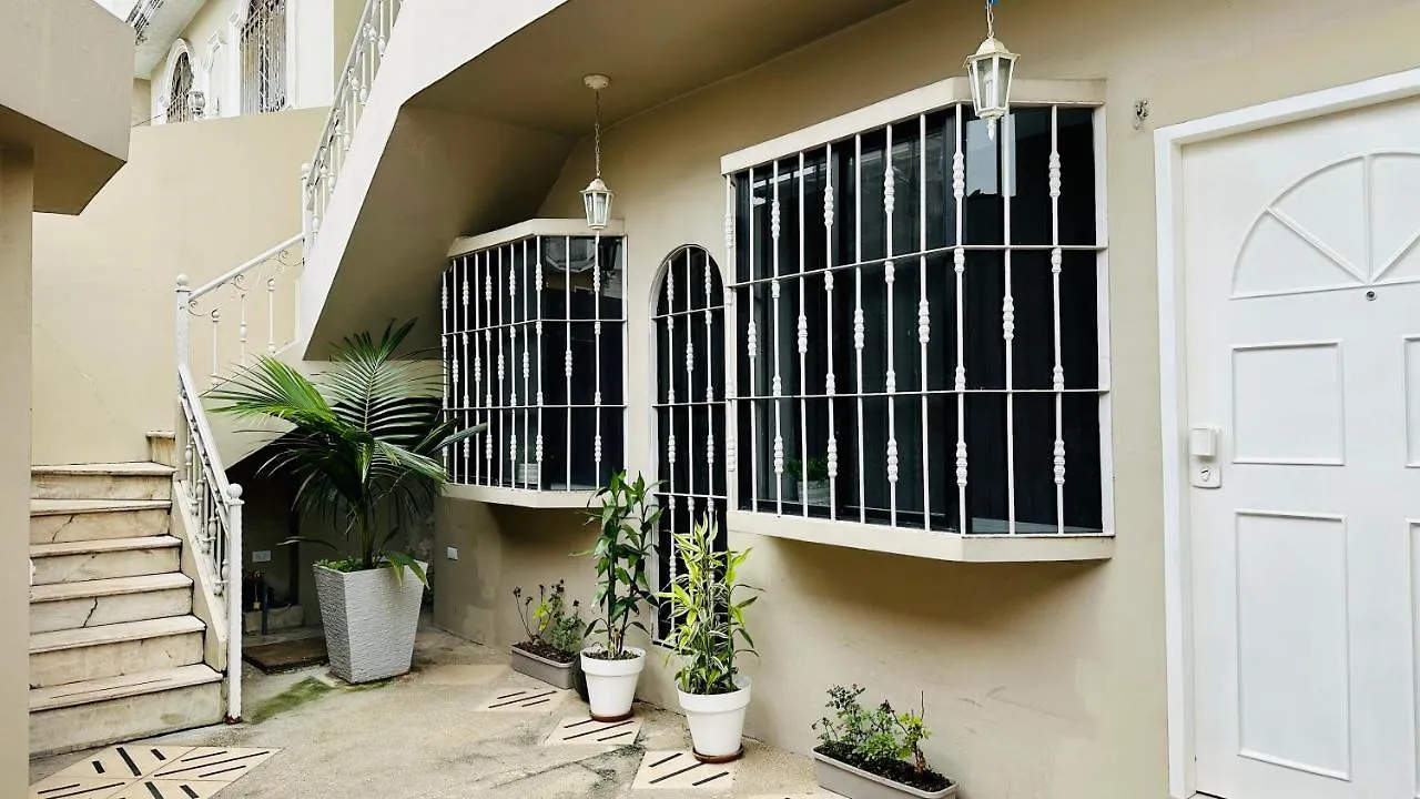Apartman Large 2-Bedroom Apartment, Close To The American Consulate Guayaquil